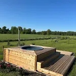 Getaway, 20 Min From Tallinn Jaersi