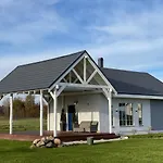 Getaway, 20 Min From Tallinn Holiday home *